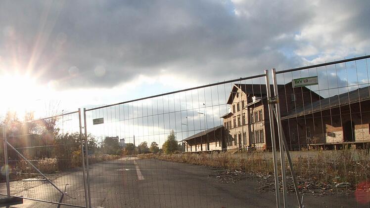 Die Stadt muss sich mit der Kulmbacher Brauerei einigen, wie das Güterbahnhofsgelände aufgeteilt wird. Foto: Archiv/Katrin Geyer