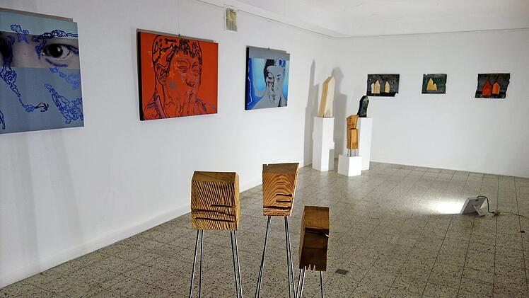 "Material Arts & Artial Houses" heißt die aktuelle Ausstellung des Künstlers Urban Stark im Nordhalbener Kunsthaus. Foto: Norbert Neugebauer