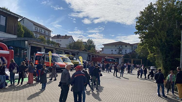 Unerwartet viele Besucherinnen und Besucher kamen am Samstag zur Stadtfeuerwehr nach Bad Kissingen.