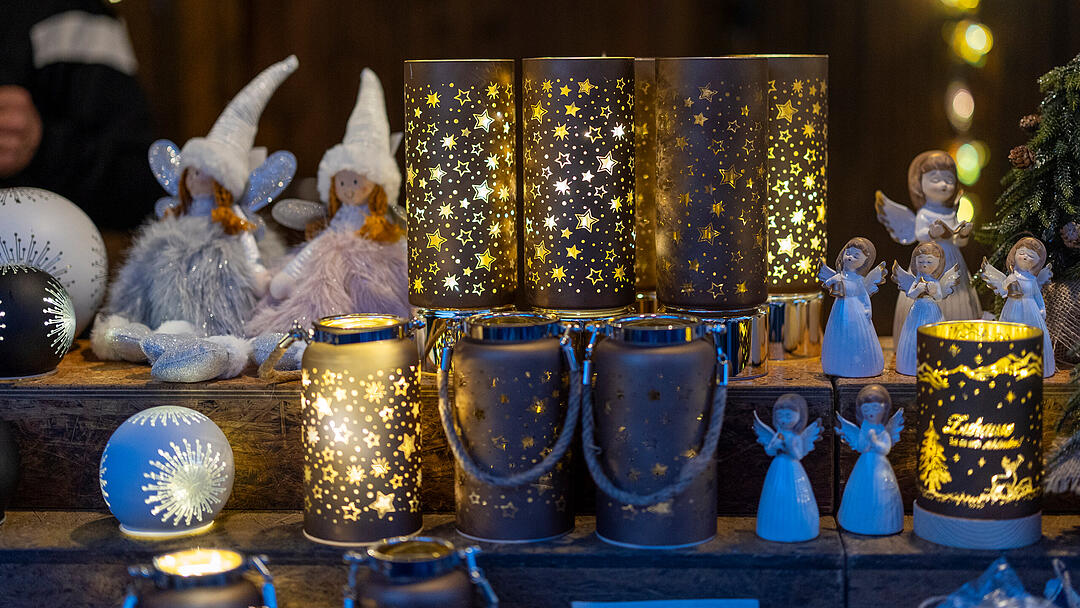 R&ouml;delsee, Traditioneller Weihnachtsmarkt rund um das Schloss