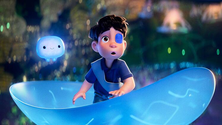 Elio wirkt auf den ersten Blick wie ein normaler Junge, erlebt in der neuesten Pixar-Produktion aber ein alles andere als normales Abenteuer.