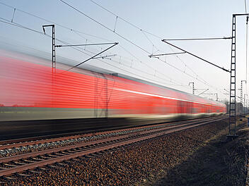 Ein Zug der Deutschen Bahn