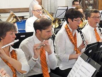 Die Poppenrother Musikanten begeisterten ihr Publikum.  Foto: Wolfgang Wimmel
