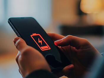 Ein niedriger Handy-Akku l&ouml;st bei vielen Stress aus