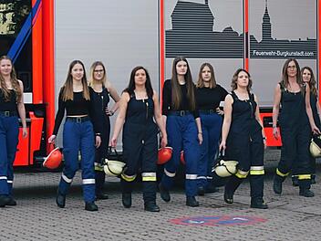 "Frauenpower": Kalender der Feuerwehr-Damen Burgkunstadt - Bildergalerie