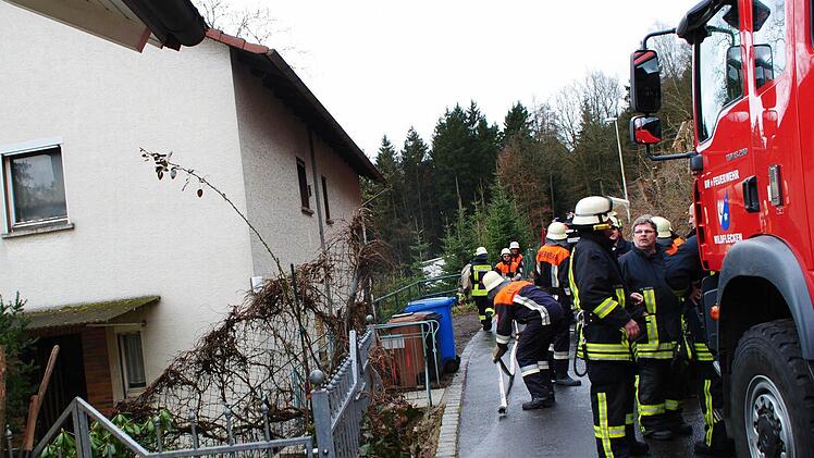 Äußerlich unauffällig: In diesem Haus kam ein Bewohner bei einem Schwelbrand ums Leben. Foto: Evelyn Schneider