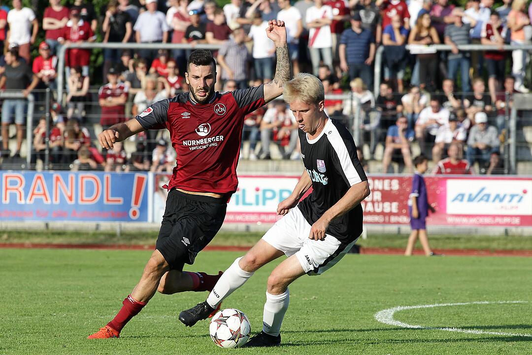 1. FC Nürnberg gewinnt im Test beim FC Eintracht Bamberg