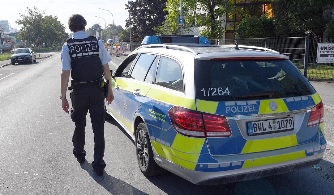 In einer Diskothek in Konstanz in Baden-Württemberg sind in der Nacht zum Sonntag Schüsse gefallen. Der Täter ist unter den Toten.