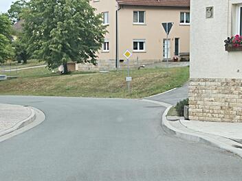 Die Engstelle der Kreisstraße HAS 56 in LosbergsgereuthHelmut Will