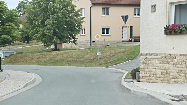 Die Engstelle der Kreisstraße HAS 56 in LosbergsgereuthHelmut Will