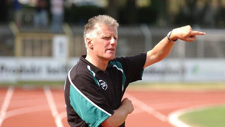 Werner Dreßel wird in der neuen Saison Trainer beim Kreisligisten FV Rannungen/Pfändhausen/Holzhausen. Unser Bild zeigt den 61-Jährigen aus seiner Zeit als Übungsleiter beim 1. FC 05 Schweinfurt. Foto (Archiv): Marion Wetterich