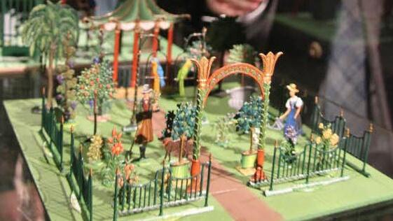 Die Heinrichsen-Figuren bei der Zinnfigurenausstellung auf der Plassenburg in Kulmbach sind sehr detailgenau graviert, kommen am Besten in Sammlerbemalung zur Geltung. Foto: Sonja Adam