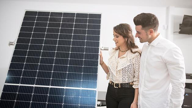 Die Verbraucherzentrale NRW empfiehlt, die Solaranlage bei einem regionalen Anbieter zu kaufen.