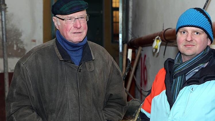 Karl-Hans Hartmann (links) ist der Hausbesitzer, Tim Töppner der Bauleiter.