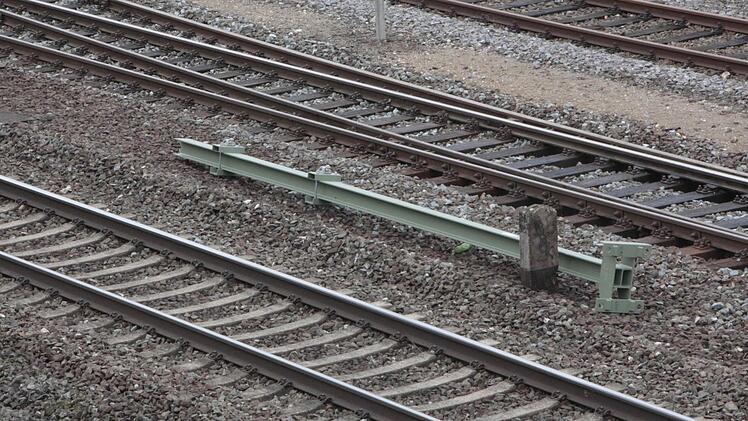 Die Bahn baut.  Foto: Josef Hofbauer