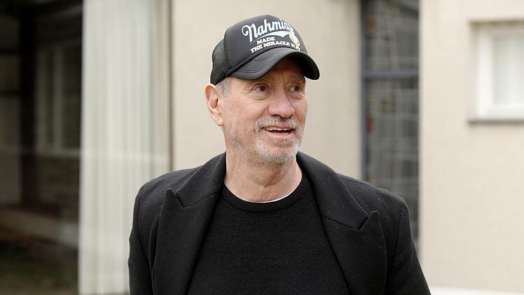 Am 10. November wird Regisseur Roland Emmerich ("Independence Day") 70 Jahre alt. Der sehr persönliche Film seines Biografen Jo Müller zum 70. Geburtstag greift auf Interviews und Archivbilder aus mehreren Jahrzehnten zurück.