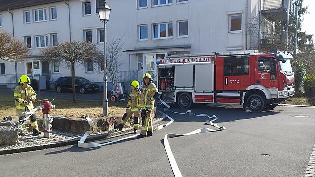 Gasgeruch am Marienplatz: Feuerwehr-Einsatz in Bubenreuth