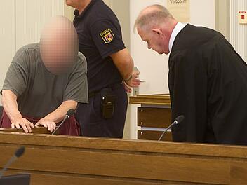 Prozess gegen heute 81-J&auml;hrigen wegen T&ouml;tung von Touristin