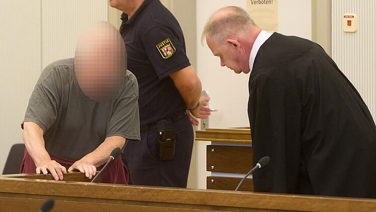 Prozess gegen heute 81-J&auml;hrigen wegen T&ouml;tung von Touristin