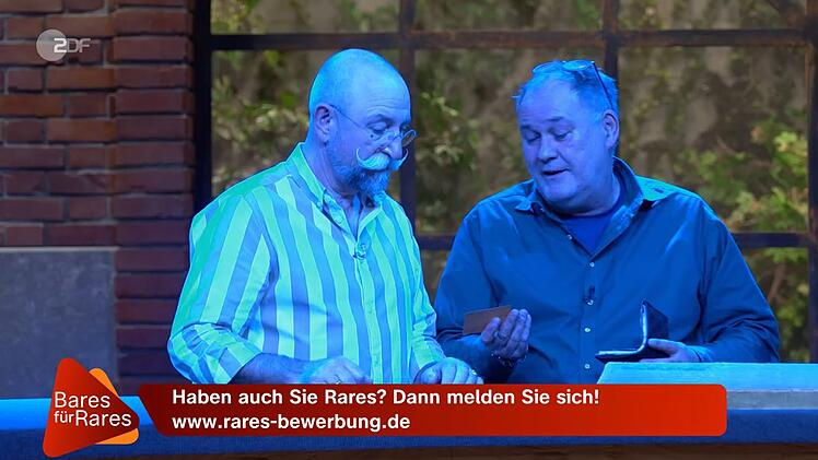 Zum Ausklang setzten die Produzenten noch einen drauf: Blaulicht flackerte, Horst h&ouml;rte bereits das Martinshorn.