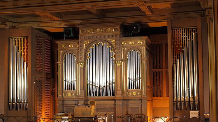 Die  Steinmeyer-Orgel. Foto:  Jörg Wöltche.
