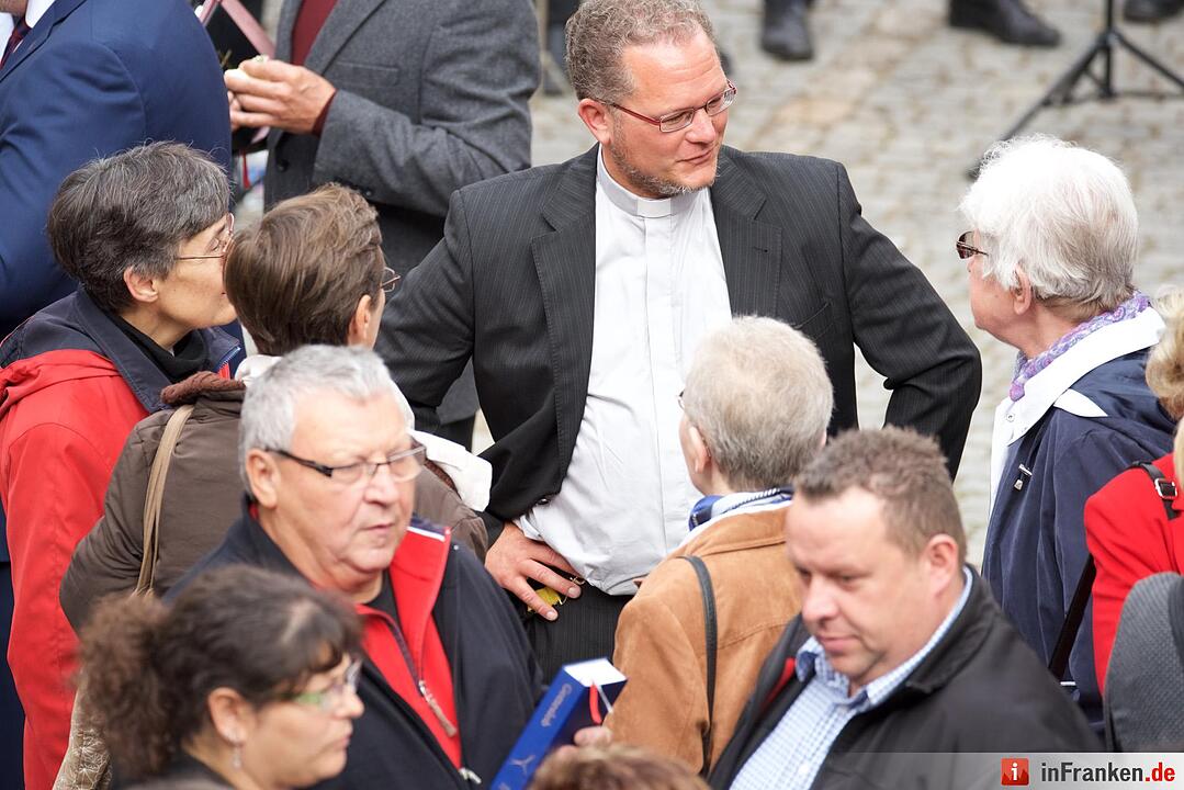 Nach einjähriger Kirchensanierung: Hannberg feiert die Wiedereröffnung der Wehrkirche der Pfarrei Geburt Mariens Hannberg