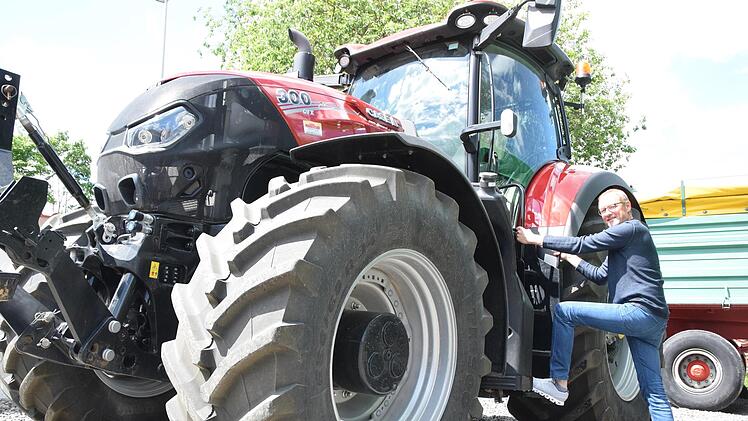 Als Großerzeuger muss man auf große Fahrzeuge zurückgreifen, die aber auch großen Durst haben, was sich in den Produktiosnkosten deutlich niederschlägt, bedauert Volker Schmitt. Foto Eckhard Heise