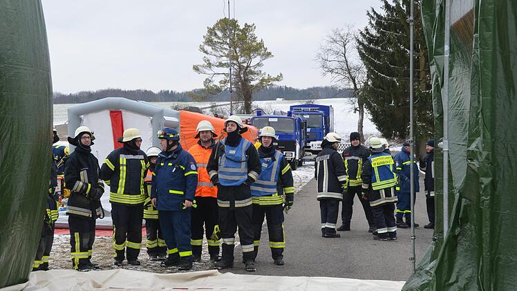 Die Lkw-Waschanlage steht. Foto Peter Rauch
