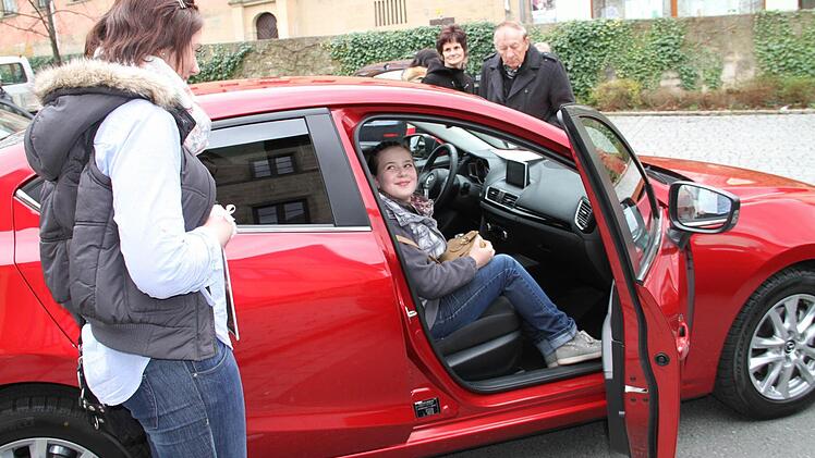 Unverbindlich Platz nehmen: Eine Möglichkeit von der gestern viele Gebrauch machten.