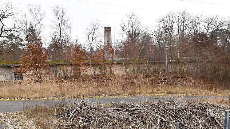 Nach dem Bürgerentscheid soll es keinen Gewerbepark auf dem früheren Muna-Gelände geben. Nun verhandelt die Stadt mit der Bundesimmobilienanstalt, ob sie das Gelände dennoch kaufen kann. Foto: Ronald Rinklef