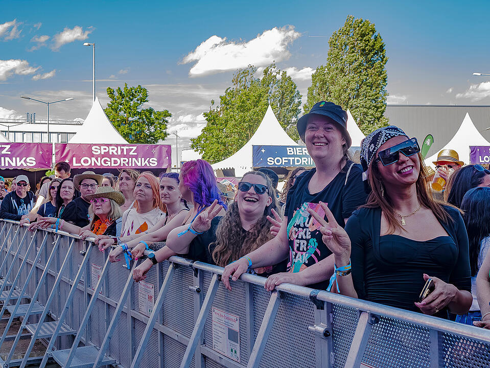 Das Sommerfestival f&uuml;r alle, die feiern, tanzen und einfach gl&uuml;cklich sein wollen!