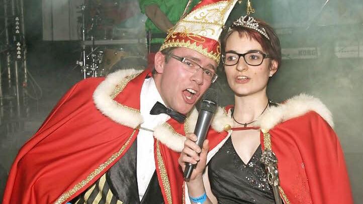 Prinz Michael und Prinzessin Beatrice halten eine ihrer letzten Faschingsreden.  Foto: Michael Stelzner