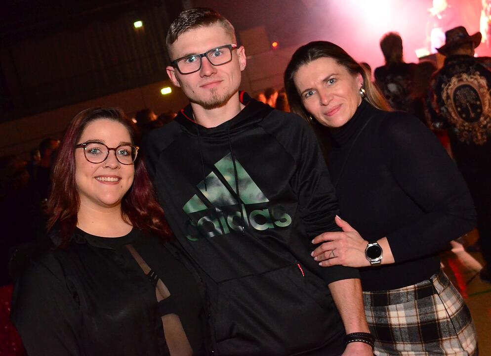 Mit ALLSTAR live auf der B&uuml;hne und Ph&auml;t J&auml;nnys H&ouml;use als Vorband!