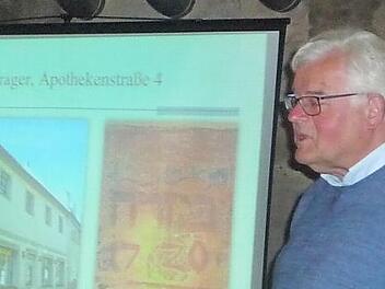Rolf Kießling referierte über den Einfluss, den fleißige jüdische Familien aus Weilersbach in der Stadt Forchheim im 19. Jahrhundert erlangten. Foto: Elisabeth Görner