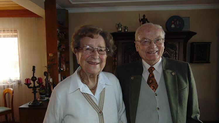 Maria und Hellmuth Lenhart. Foto: Petra Malbrich
