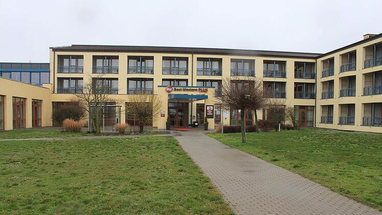 Im Kurhotel fragen viele Gäste nach Stornierungsbedingungen.