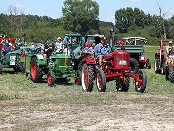 Frensdorf: Traktoren, Oldtimer und alte Standmotoren - Bauernmuseum l&auml;dt zu Korso-Fahrt und Co. ein