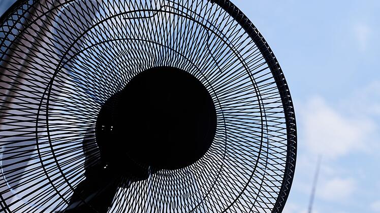 Hei&szlig;e Sommertage: Wie wird es im&nbsp;Wohnraum k&uuml;hler?