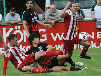 Auf die zuletzt fehlenden oder angeschlagenen Philipp Pfeuffer (links) und Andreas Gaup (rechts) kann der FC Fuchsstadt gegen Rimpar wieder bauen.ssp