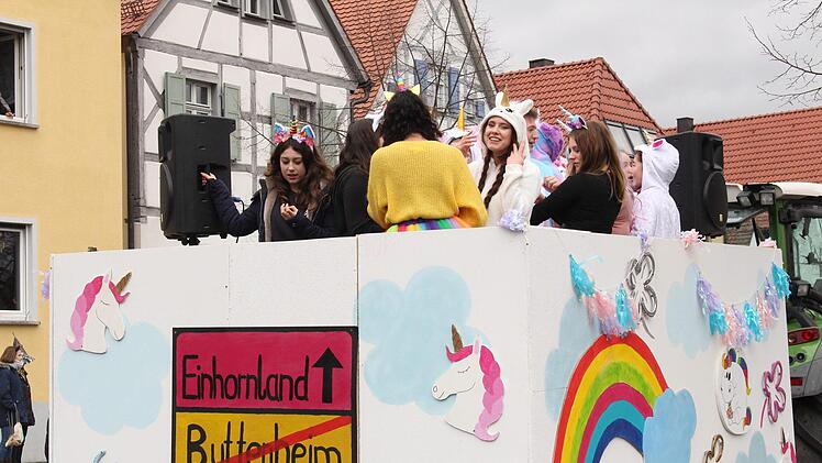 Einhörner Pferdefreunde Buttenheim e.V. "Unser Leben ist ein Ponyhof" Foto: Rebecca Ricker