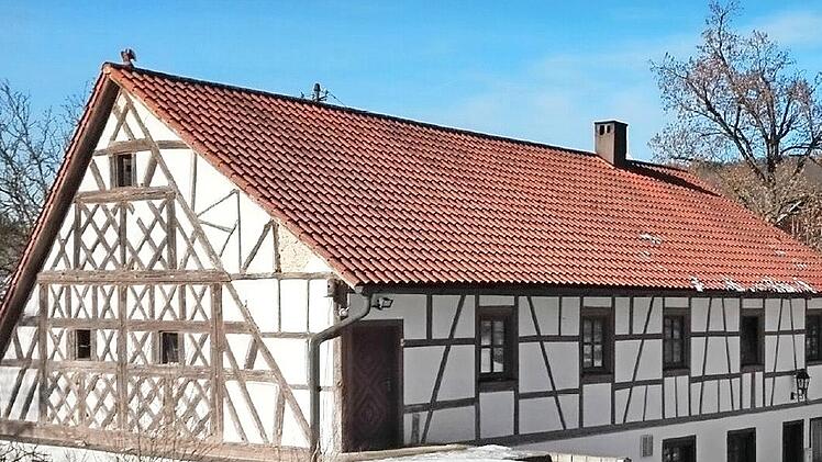 Ein „Aushängeschild, das gut in die derzeitigen Zukunftsplanungen der Marktgemeinde passt“, soll das runderneuerte Anwesen Eberhardtstein 2 in Pretzfeld werden. Im Gemeinderat wurde das Projekt vorgestellt.