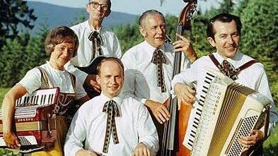 Herbert Roth (r.) mit seinen Musikerkollegen. Foto: privat