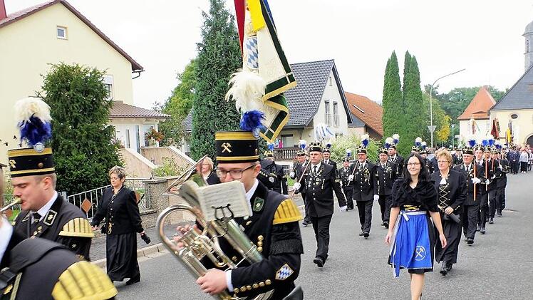 Zwei Tage stand Stockheim im Zeichen des Bergmannsfestes. Einer der Höhepunkte war die Bergparade.Gerd Fleischmann