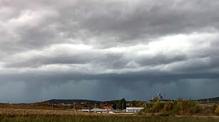 "Absoluter Horror": Downburst fordert Todesopfer und sorgt für Schneise der Verwüstung