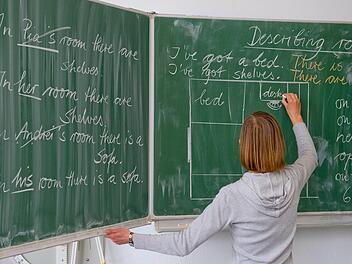 Sprachen schon in der Grundschule zu erlernen, wird in Forchheim in absehbarer Zeit nicht angeboten. Bei der ersten Bewerbungsrunde kam keine der Schulen aus dem Landkreis zum Zug. Für Französisch gab es keine Bewerbungen.Symbolfoto: Archiv