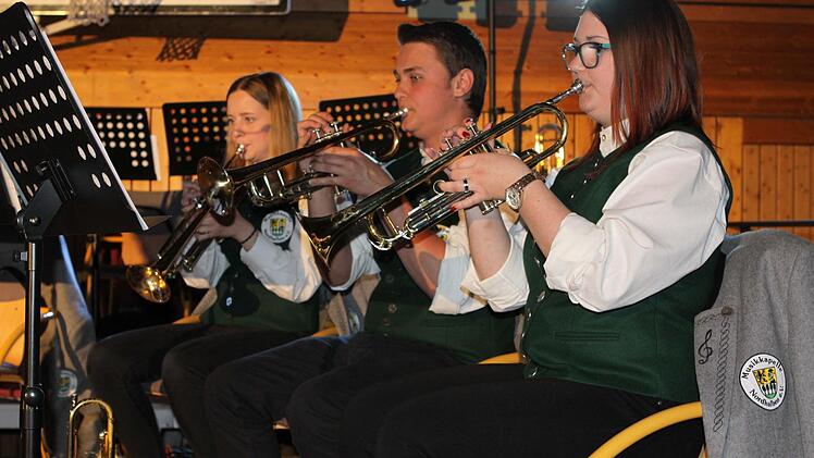Beim Jubiläumskonzert gab es einen Querschnitt aus dem Repertoire der Musikkapelle Nordhalben. Foto: Michael Wunder
