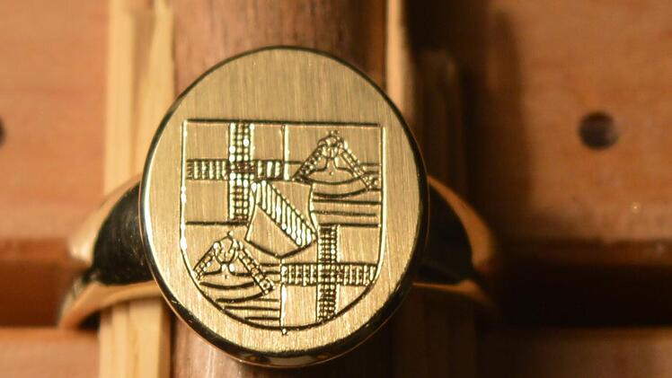 Der goldene Ehrenring der Stadt Bad Br&uuml;ckenau Foto: Archiv Herbert Becher