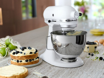 KitchenAid oder Kenwood: Welche Küchenmaschine ist die bessere Wahl?