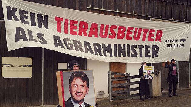 Protest gegen G&uuml;nther Felsner