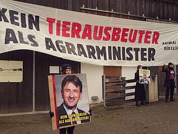 Protest gegen Günther Felsner